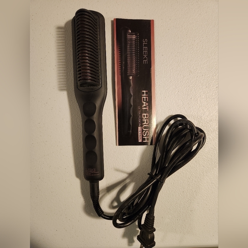 Sleek'e Black Hair Straightening Brush - Picture 10 of 12